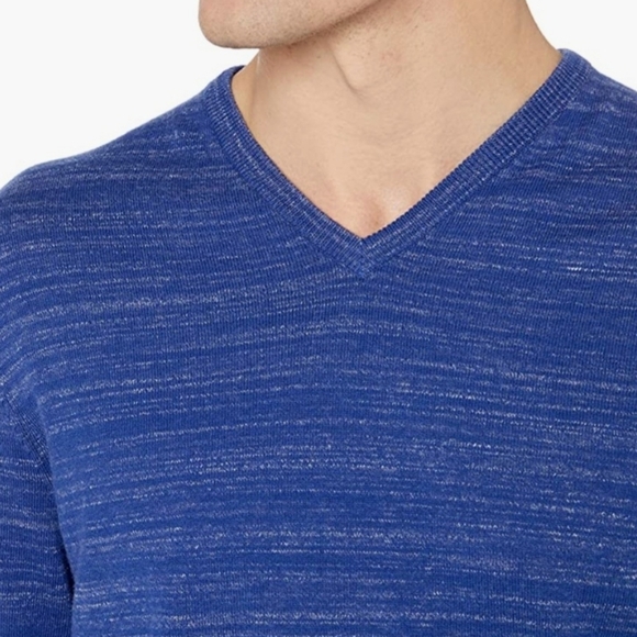 NWT Men's V Neck Sweater - Picture 3 of 6